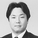 �������i