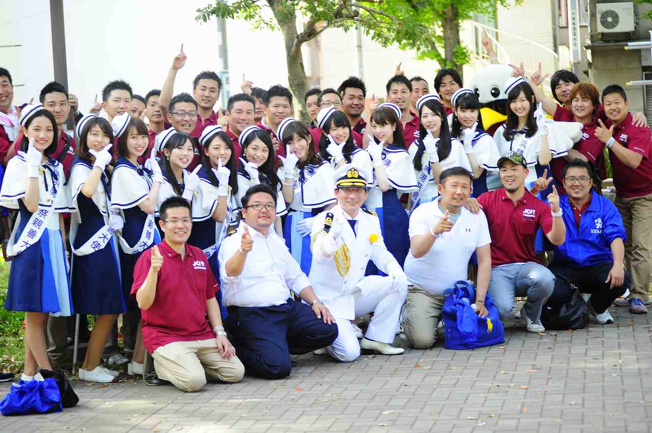 横浜開港記念みなと祭　第６３回ザよこはまパレード（国際仮装行列）